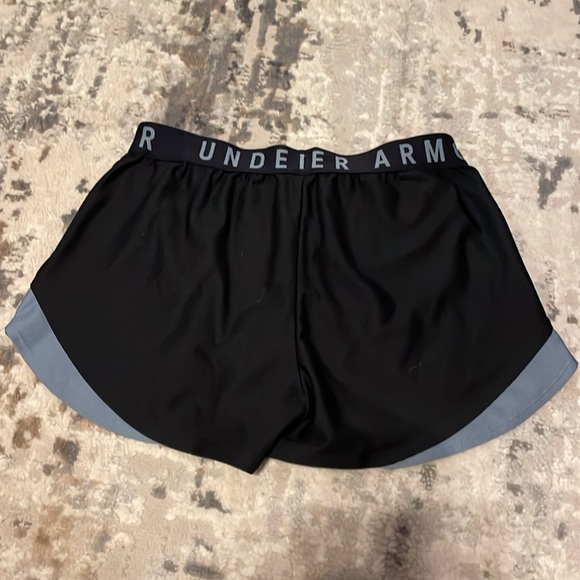 ***SOLD- Under Armour Loose Shorts! - Picture 3 of 3